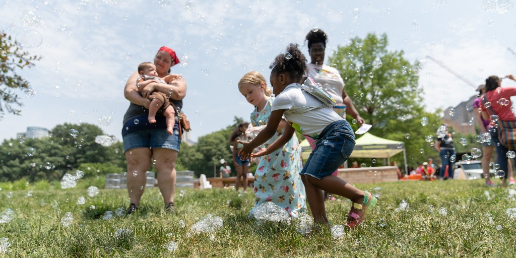 SAVE THE DATE for Play Day in the Park = outdoor play date in #ForestPark 📚 & learn more about the STL Summer Adventure program thru @stlouiscountylibrary @stlouispubliclibrary 🔗 magichouse.org/playdayinthepa… #ForestPark4ever #ForestParkStL #ForestParkStLouis #ForestParkPic