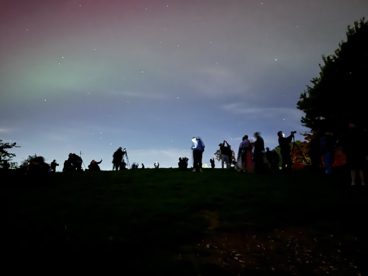 What a simply incredible experience. A once-in-a-lifetime evening. #aurora over Ashridge NT, Herts & Bucks, 10th May 2024