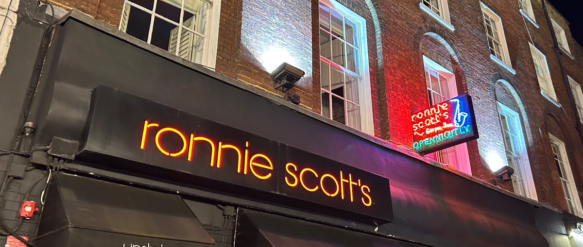 A good evening 🎶😊