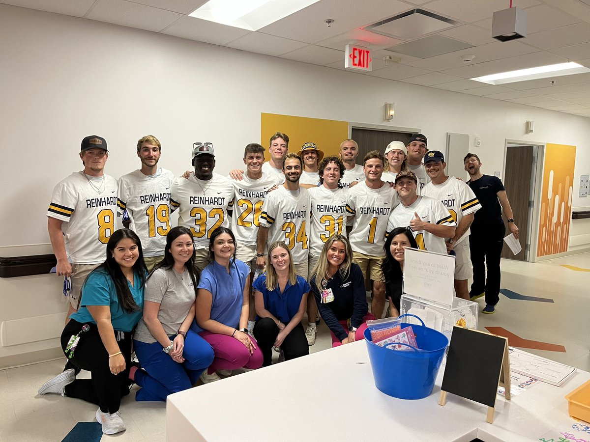 We had an amazing afternoon at the Savannah Memorial Children’s Hospital today before our championship game tomorrow. Thank you to all of the kids, hospital staff and administrators for giving us this amazing experience today! @SavannahSports @VisitSavannah @NAIA