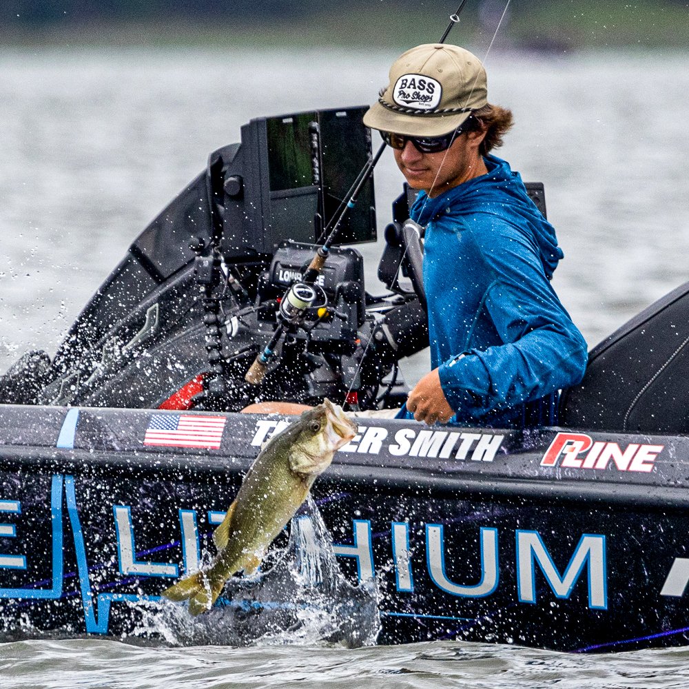 The offshore bite is firing on Lake Eufaula, and no one took advantage better than Tucker Smith on Day 1 of @TackleWarehouse Invitationals Stop 4 Presented by E3 Sport Apparel. majorleaguefishing.com/invitationals/… #eufaulachamber #bassfishing #alabama