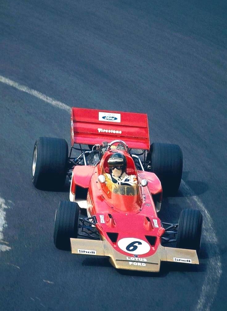 Superb photo of Jochen Rindt in his Lotus 72 🏎️ #f1 #formula1