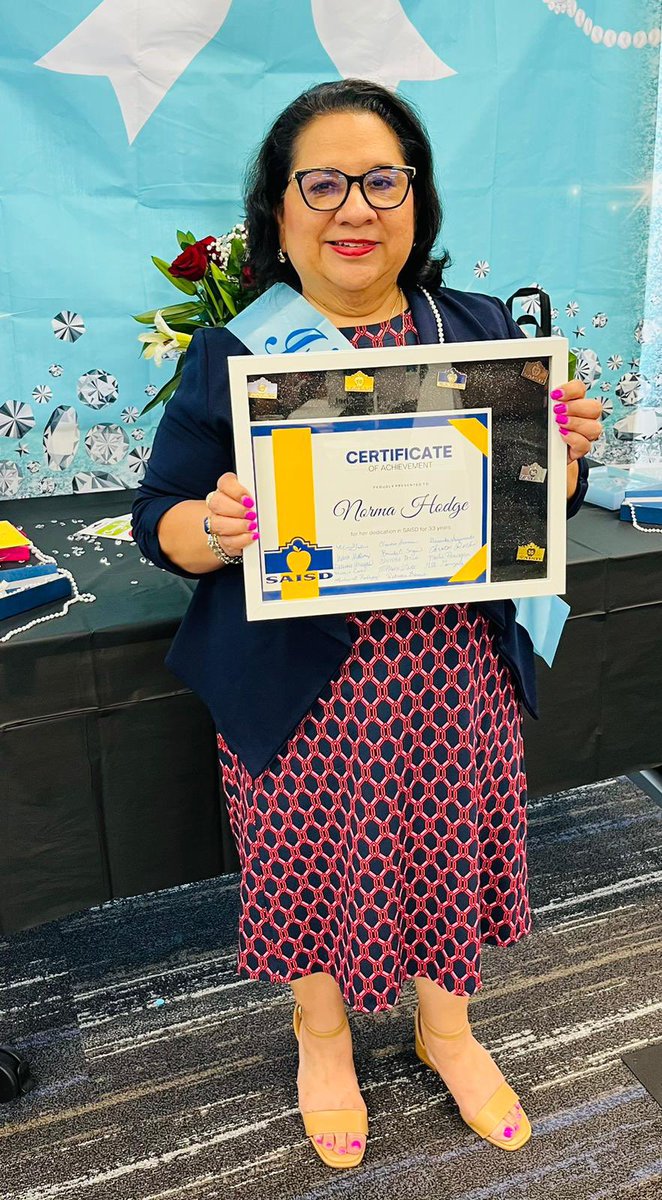 Iris N. Zepeda (@iriszinece) on Twitter photo This is SAISD Familia: Today we celebrate the retirement of our dear friend, coworker, and Program Coordinator, Norma Hodge. Thank you for your 33 years of service to our SAISD Head Start PreK students! ❤️💙 You will be missed! <a href="/SAISDECE/">SAISD Early Childhood Department</a> This is SAISD Familia: Today we celebrate the retirement of our dear friend, coworker, and Program Coordinator, Norma Hodge. Thank you for your 33 years of service to our SAISD Head Start PreK students! ❤️💙 You will be missed! <a href="/SAISDECE/">SAISD Early Childhood Department</a>