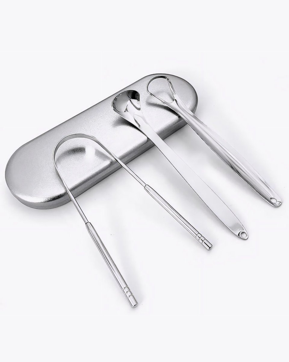 TechLuxuryGH's tweet image. High Quality Medical Grade Stainless Steel 3-in-1 Tongue Scraper With Travel Case
===========
GH¢ 100
===========
Scraping the tongue helps remove build-up of plaque, toxins and bacteria which helps to eliminate bad breath.
===========
DM or WhatsApp 055 837 9913 to Order