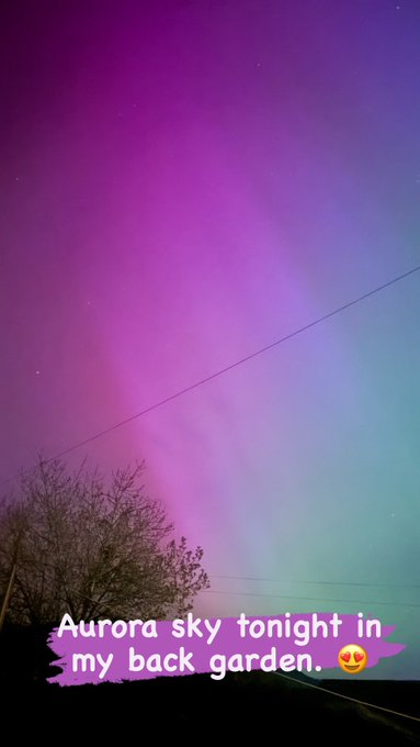 #aurora 😍 https://t.co/YdpL4Qj1zL<a href="/tag/aurora"class="tags">#aurora</a>