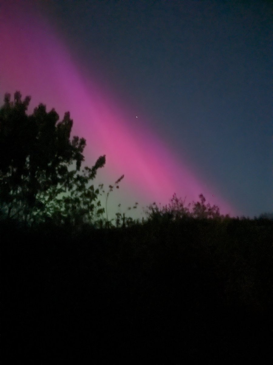 Not too shoddy aurora in Peebles