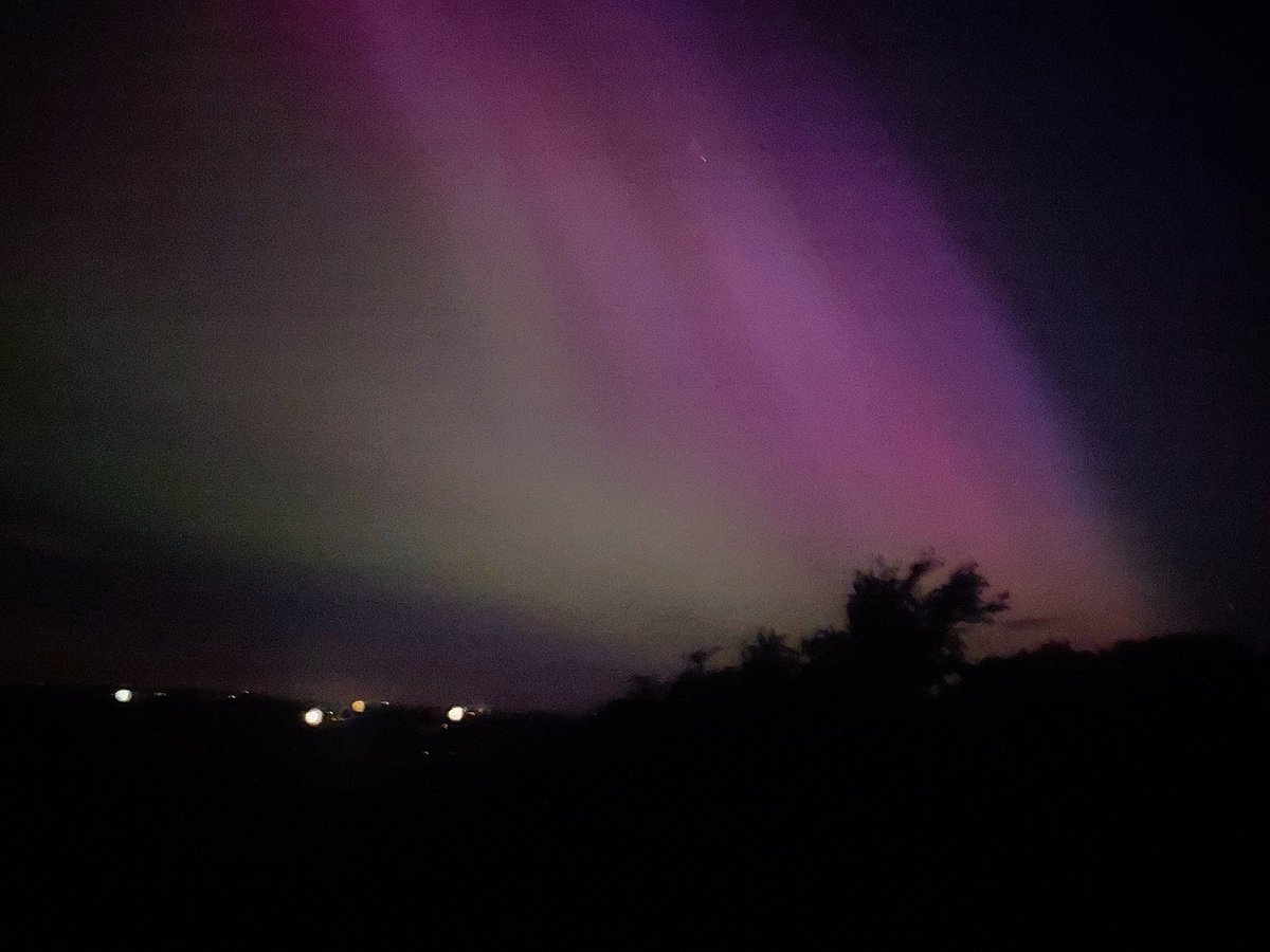 Northern Lights over Kinallen, Co Down, tonight 😍