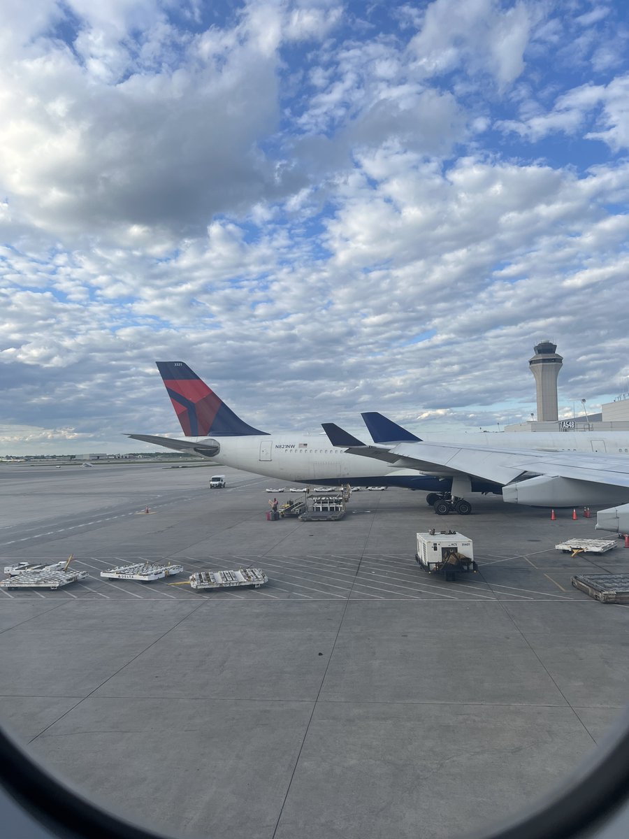 Norman / NoNoZaZa / Normn tweet media