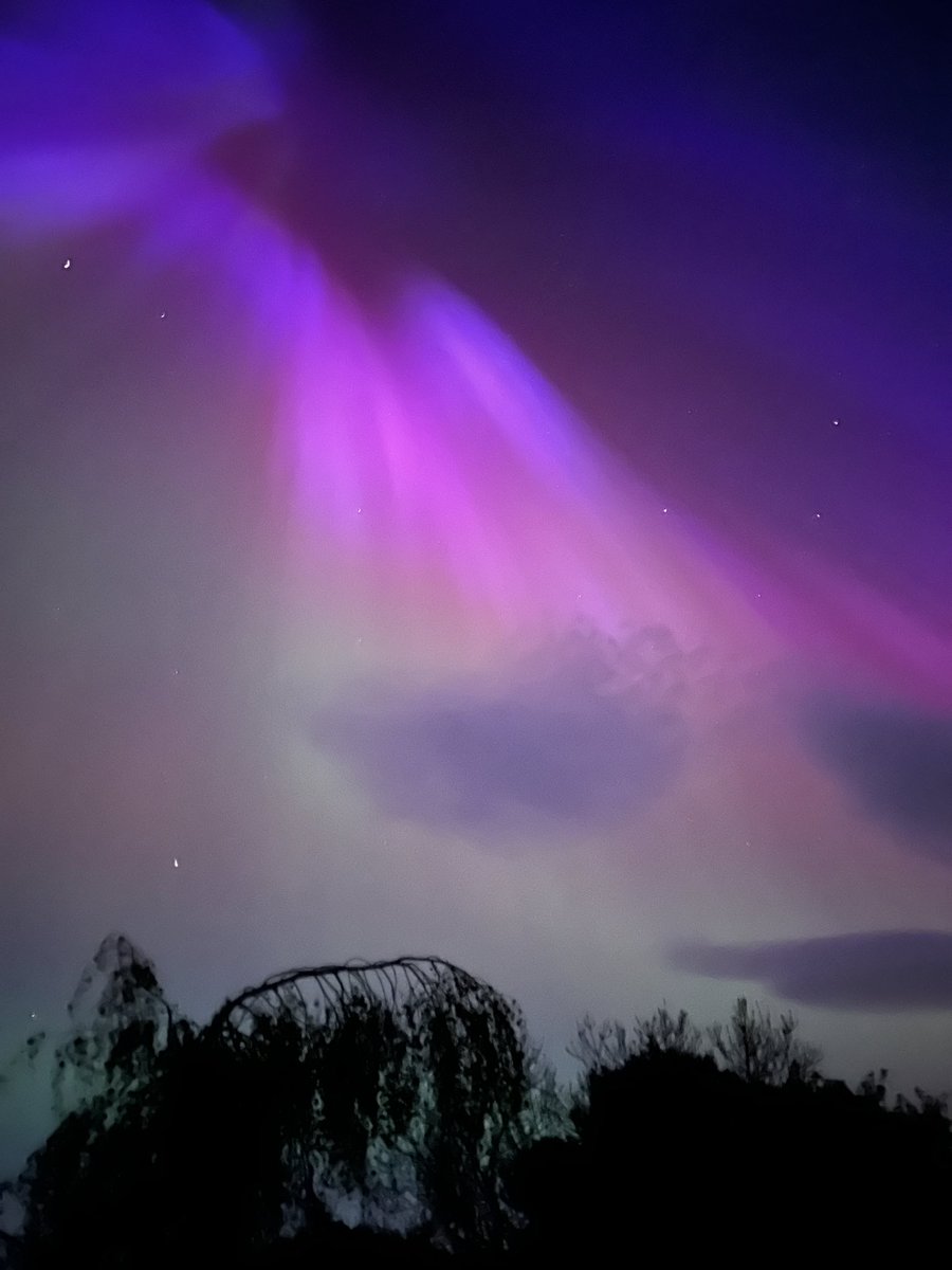 Aurora #CountryLiving #nightsky #aurora