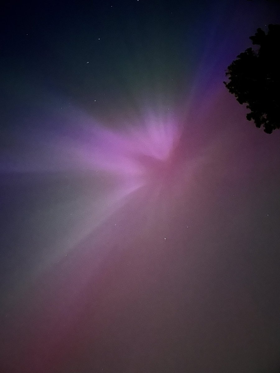 Richard Ghorbal (@richardghorbal) on Twitter photo Some photos of tonight’s Aurora from Holt’s Field, Mossley Hill, Liverpool.
#aurora
<a href="/angiesliverpool/">Angies Liverpool</a> <a href="/LivEchonews/">Liverpool Echo</a> Some photos of tonight’s Aurora from Holt’s Field, Mossley Hill, Liverpool.
#aurora
<a href="/angiesliverpool/">Angies Liverpool</a> <a href="/LivEchonews/">Liverpool Echo</a>