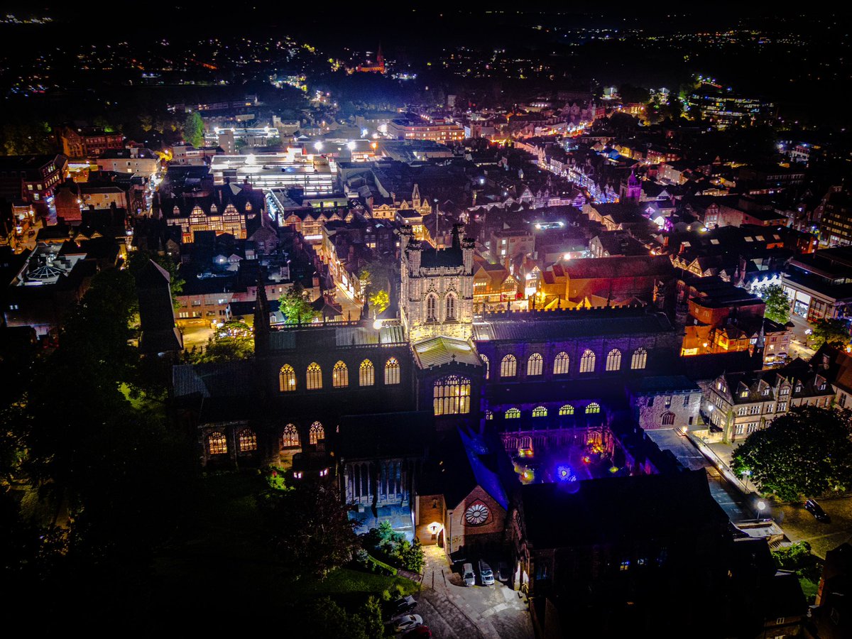 Wanting to see the Northern Lights, but too bright, so captured this nice picture of Chester Cathedral instead. #chester #chesteratnight #chestercathedral #dronephotography #djimini3pro