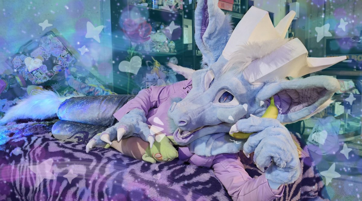 Oh, to be a couple of friend creatures just hyperfixating over things with each other and engaging in the girly talk ✨🦛🐉💖

🐉 <a href="/SleepySquamata/">☁Kiril☁</a>
✂️ <a href="/YuyoCreations/">CochayuyoCreations</a>
Happy #FursuitFriday! &lt;3