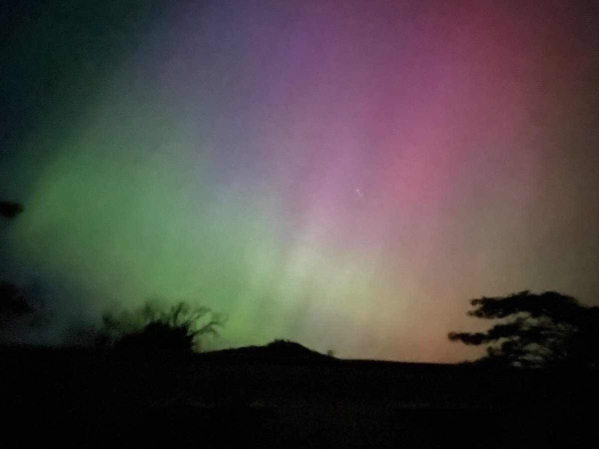 Bex_Cartwright's tweet image. #Auroraborealis #NorthernLights from North Wales. Stunning!