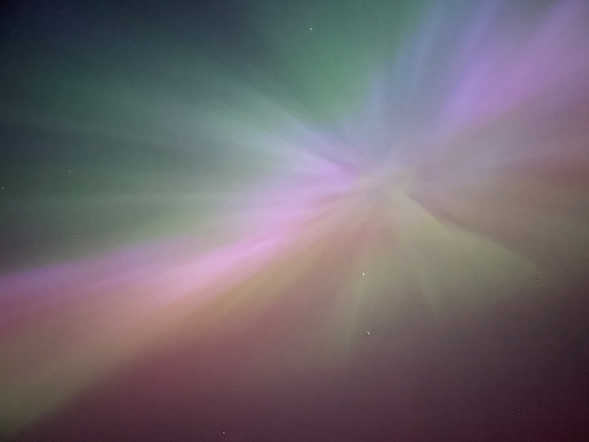 Bex_Cartwright's tweet image. #Auroraborealis #NorthernLights from North Wales. Stunning!