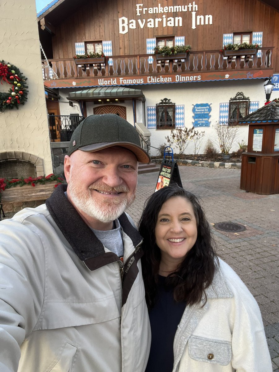 PhilCook111's tweet image. Happy birthday, Tonya Leigh! 

We have visited a lot of cities this year - Niagara Falls, San Diego, Annapolis, and Frankenmuth (MI) just to name a few. All that travel is better with you. Our lives are better because of you. 

Here’s to the next 50 years. I love you. ❤️🎂🎉