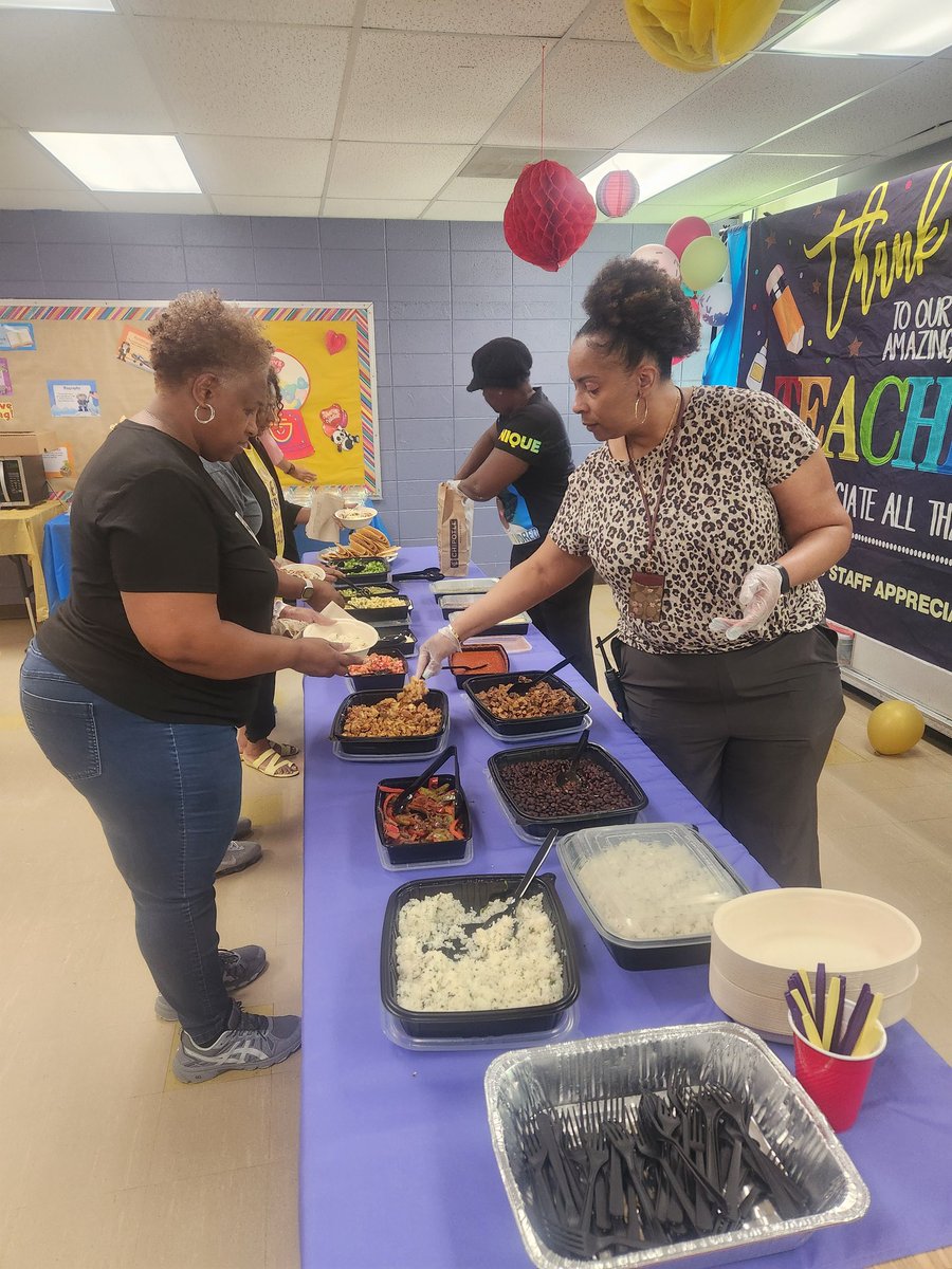 DobbsDolphinsHMC1 (@hmc1_dobbs) on Twitter photo We wrapped up staff appreciation week with a catered lunch from Chipotle! <a href="/DobbsDolphins/">LaToya Ragan</a> <a href="/laragan35/">LaToya Ragan</a> We wrapped up staff appreciation week with a catered lunch from Chipotle! <a href="/DobbsDolphins/">LaToya Ragan</a> <a href="/laragan35/">LaToya Ragan</a>