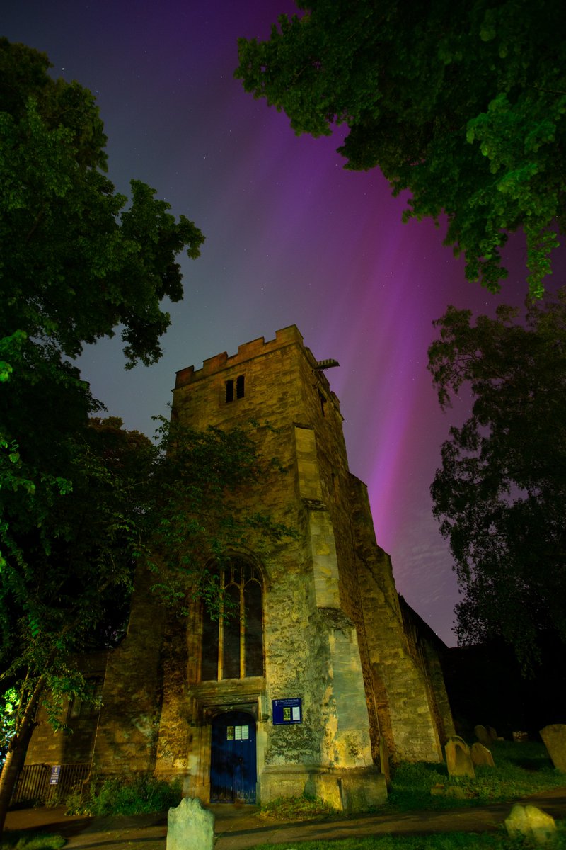 St Thomas The Martyr Church, Oxford
#aurora #NorthernLights