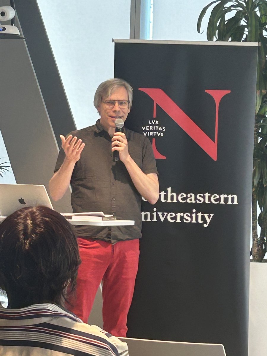 How data #visualizations can tell a story with physical objects…we’re excited to host Dietmar Offenhuber as he presents findings from his book ‘Autographic Design - the matter of data in a self-inscribing world’

#design #northeasternCAMD