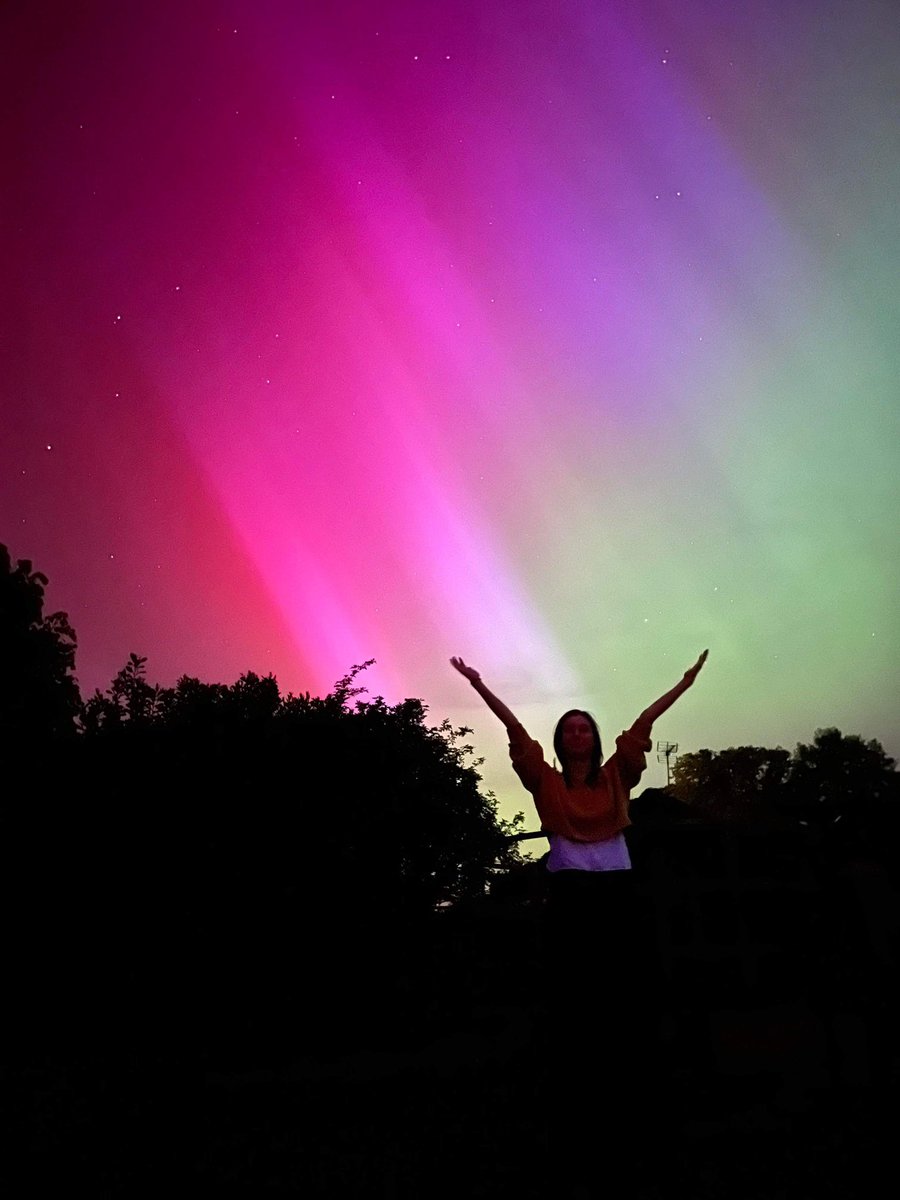 RDG1871's tweet image. More from #Pangbourne #rdg #Berkshire #northernlights