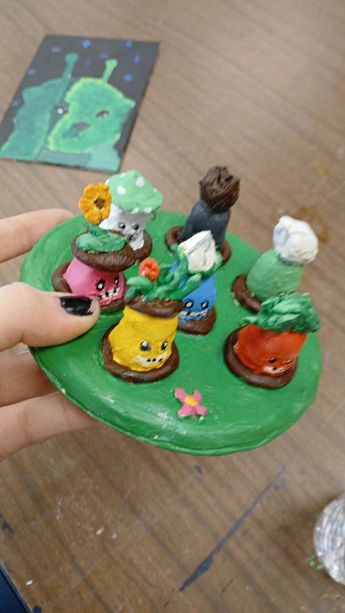 carolynbandalo_'s tweet photo. DIPSTERS!!!! ft my girlfriends gnorp painting in the background #mysingingmonsters #msm #dipster https://t.co/vDakGJFkAB