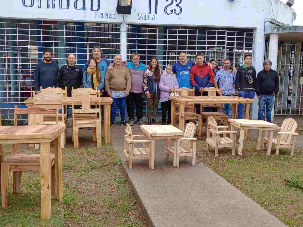 Desde una cárcel de #FlorencioVarela entregaron muebles y juguetes a un merendero y un comedor diario5dias.com.ar/noticia/C%C3%A…