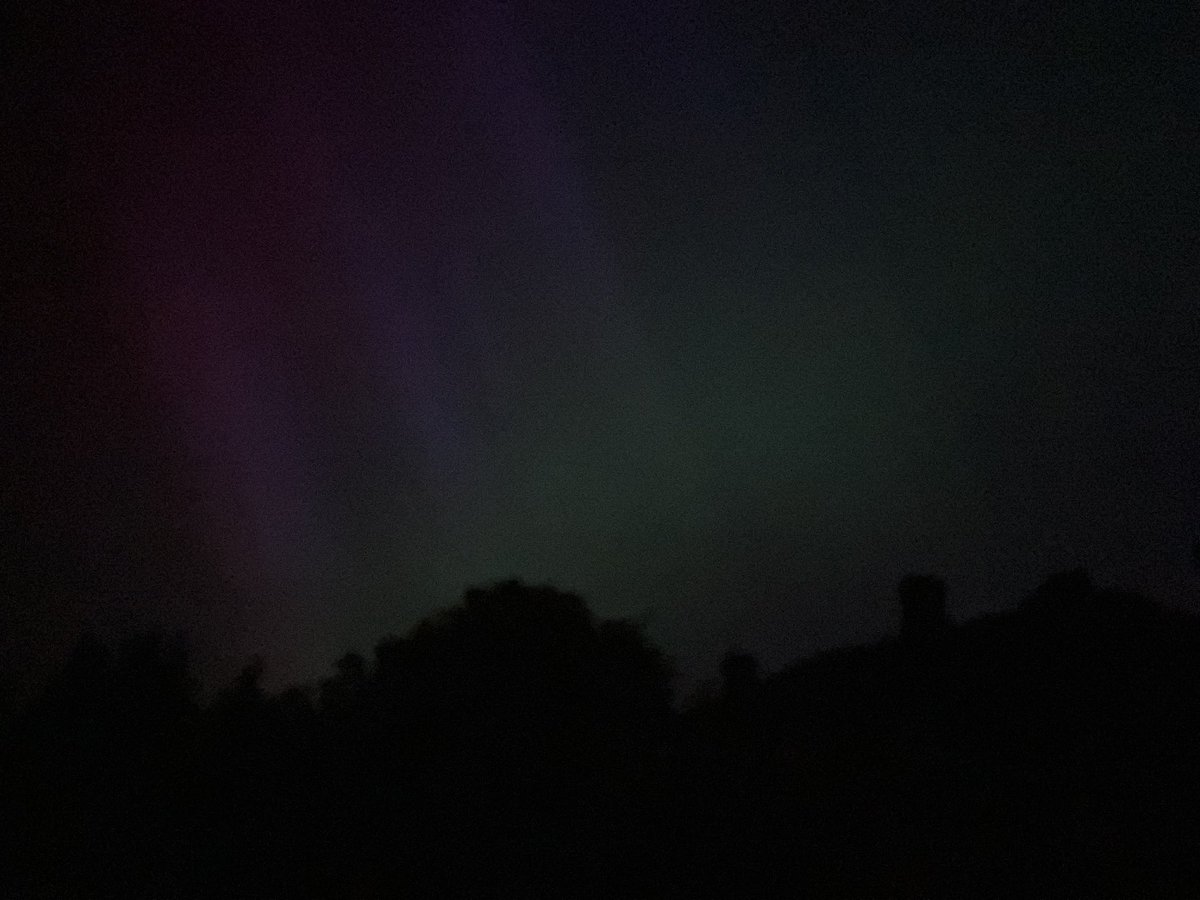 Well, it’s been about 36yrs since I saw you last… very old iPhone capture. Aurora from the back garden, over the rooftop, out in the horses field. Shooting star & noctule bat through them; horses munching & trumpeting farts irreverently through them. North Wessex Downs.