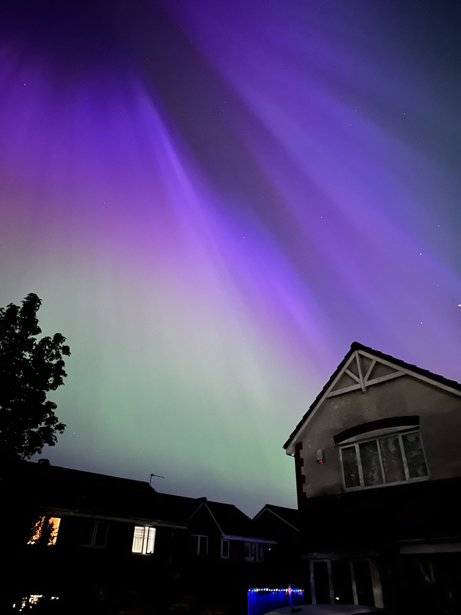 Stunning!!! Aurora over Armadale, West Lothian 💕