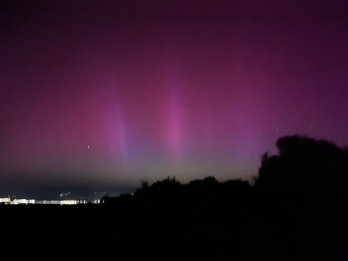 Aquesta nit des del Coll d‘Estenalles, tot un espectacle. <a href="/astrosabadell/">Agrupació Astronòmica de Sabadell</a> <a href="/parcastroprades/">Parc Astronòmic Prades</a> <a href="/estelsiplanetes/">Joan Anton Català Amigó</a> <a href="/Xavi_Bros/">Xavi Bros</a> <a href="/PlanetariCat/">Fora d'Òrbita</a>