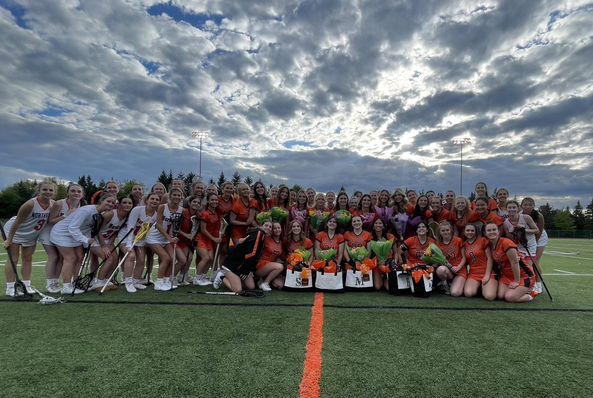 Thank you girls lax seniors!
