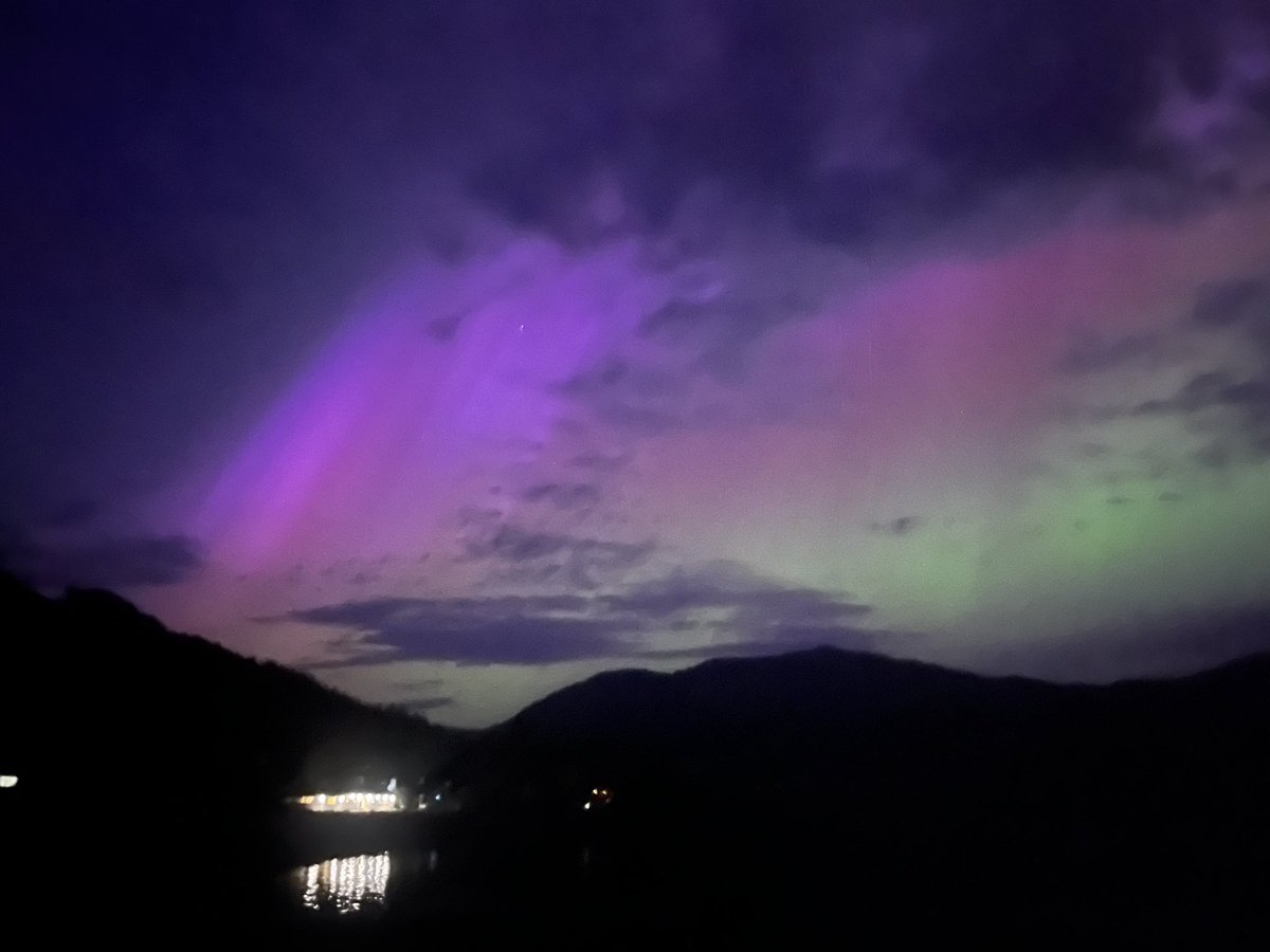 Love these from tonght’s #NorthernLights #Auroraborealis display