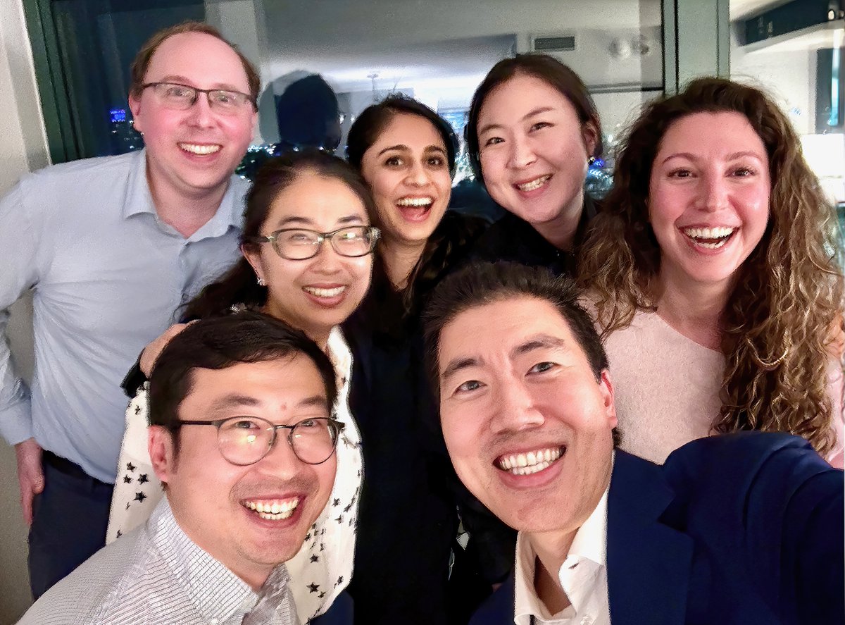 One of the best aspects of #ASGCT2024: reuniting with former lab members and collaborators. With @Gregory_Newby (now a professor at Johns Hopkins), @Xiao_Wang_Penn, @samagyabanskota (now a professor at Boston University), @Miye_An, @MandanaArbab (now a professor at Harvard