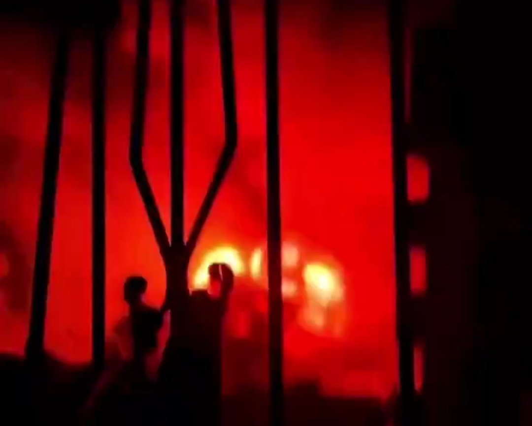 Abu_Salah9's tweet photo. اسرائيل تستغل التركيز الإعلامي العالمي مع رفح وتقوم بإىـادة صامتة في شمال غزة.

شمال غزة يحترق بالمعنى الحرفي ، ما يحدث غير طبيعي.

اعيدوا التركيز مع شمال غزة. https://t.co/MbZrVDjxgZ