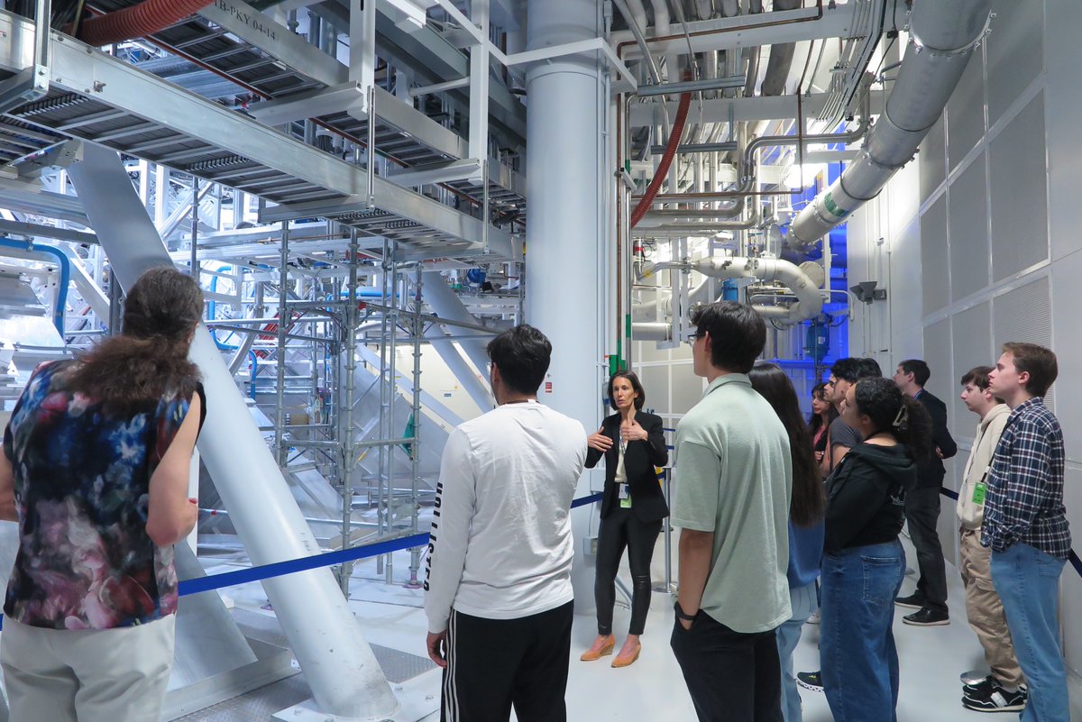 In honor of #FusionEnergyWeek, @Livermore_Lab welcomed students from @LPCOfficial to tour the National Ignition Facility, the only place to demonstrate fusion ignition. Learn more about the historic achievement: livermorelab.info/3xYPNhb