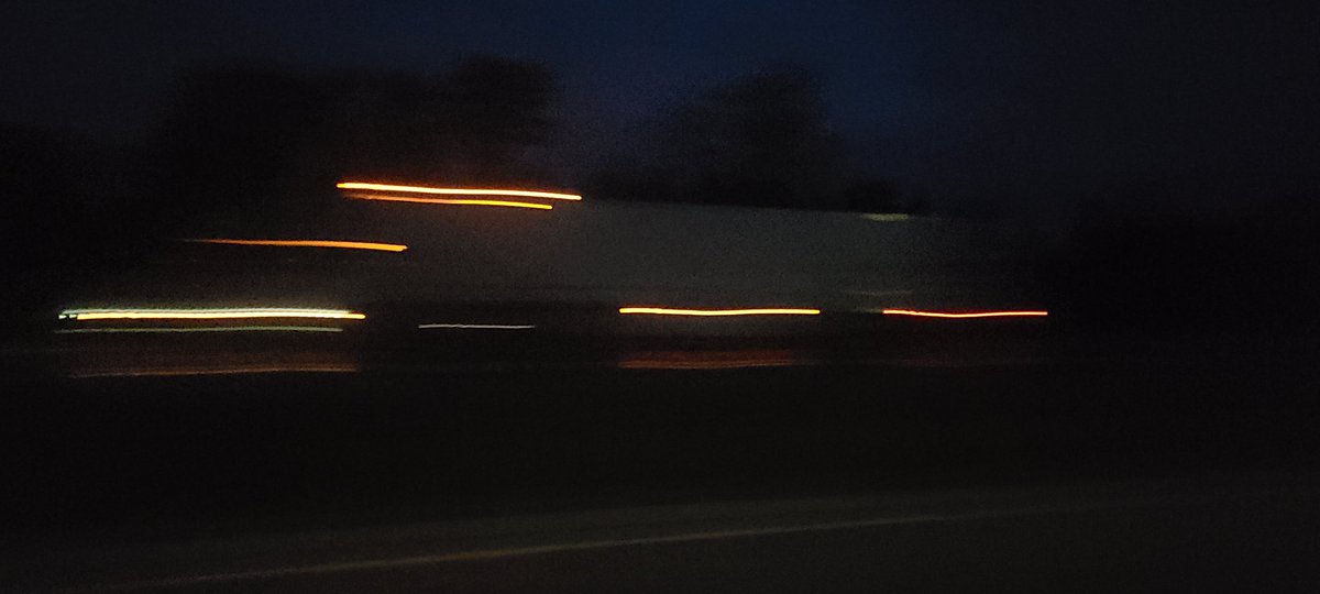 Took some nightime shots on the highway last night 

#photographer #photograghy #estalkerphotography #exposurephotography #NoEdit
