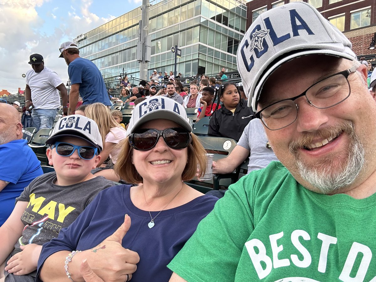 #LetsGlow
 @ColaFireflies