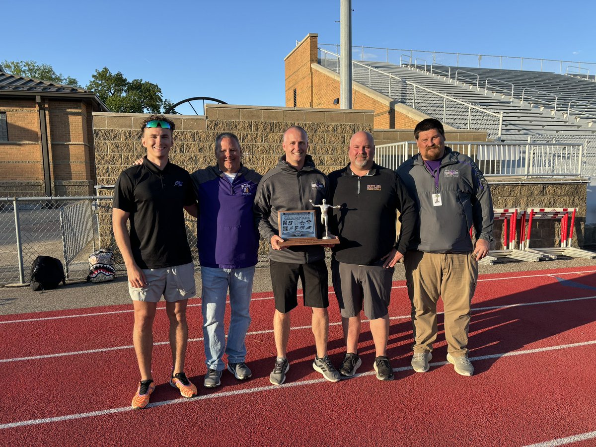 Vandalia Butler T&F/XC tweet media