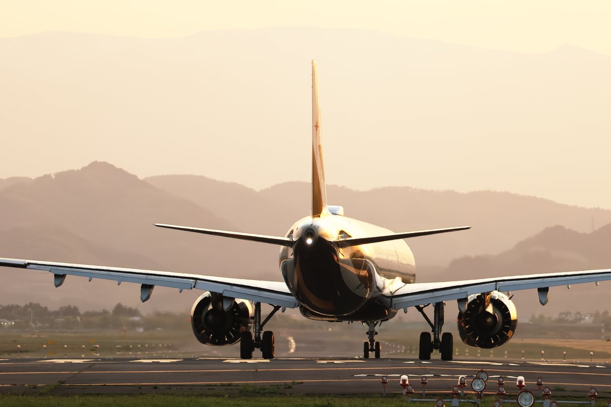 #仙台空港 #STARLUX のランディングテイクオフ #AirBusA321 #Sendai_Airport #SDJ #ファインダー越しの私の世界 #宮城県