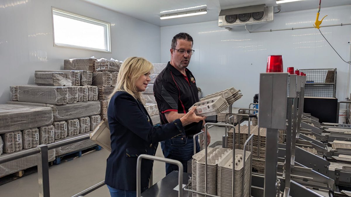 Ontario’s farmers are job creators, hard workers, and pillars of their communities. That’s why we need to protect our farmland and invest in next-generation farming. Thank you Ferme Avicole Laviolette for showing me the important work you do—every day—to feed Ontario families.
