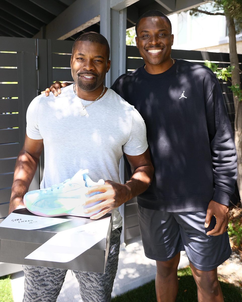 Amin Joseph is one of the best actors in the game. He’s been in tons of successful films and tv shows. But the character that gets me every time is Jerome Saint from SnowFall! Enjoy your new shoes. TEACH YOUR MAN HOW TO SQUABBLE🗣️🗣️ #SnowFall #LethalShooter