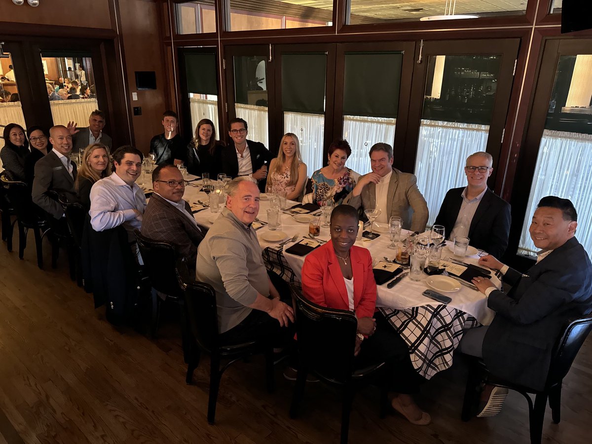 Shanda Blackmon, MD, MPH (@shandablackmon) on Twitter photo Boisterous discussion of papers, family-centered environment and focus on the youth of our specialty is the key of <a href="/OfficialSTSA/">Southern Thoracic Surgical Association (STSA)</a> Boisterous discussion of papers, family-centered environment and focus on the youth of our specialty is the key of <a href="/OfficialSTSA/">Southern Thoracic Surgical Association (STSA)</a>