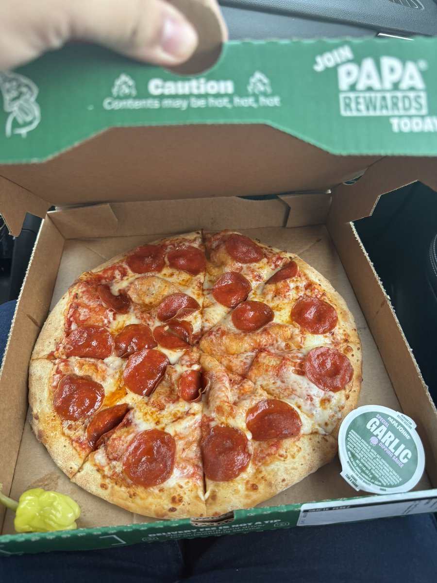 Thank you to @PapaJohns for my free pizza for #TeacherAppreciationWeek2024 🥰❤️❤️