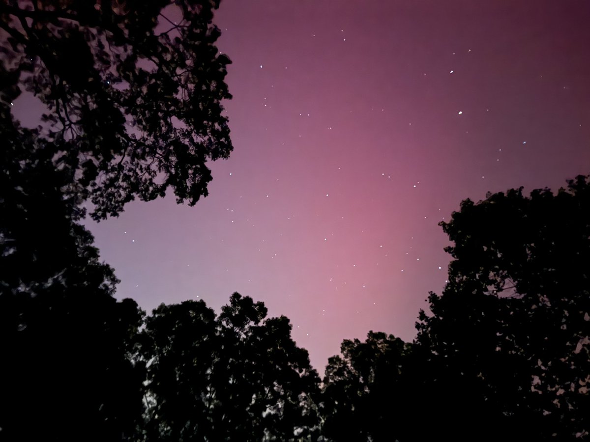 Amazing Northern Lights in western NC tonite!!  Colors changing quickly!  #Auroraborealis