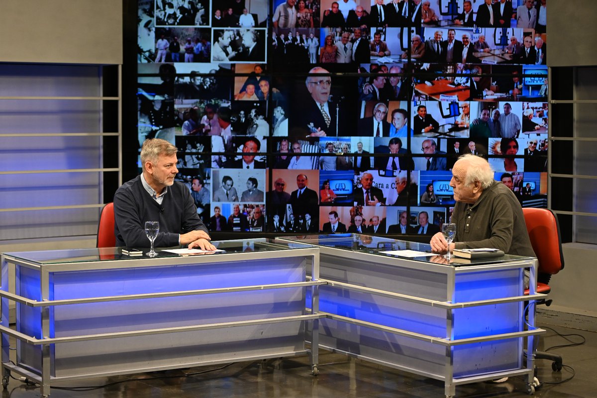 📺 Pasé por el programa de #CaraACara de <a href="/Canalccordoba/">Canal C Córdoba</a>, y conversamos junto a Gerardo Chaín sobre la actualidad política argentina y de la ciudad de Córdoba.

¡Muchas gracias por la invitación!.

👉🏼 youtube.com/watch?v=sbZFvn…