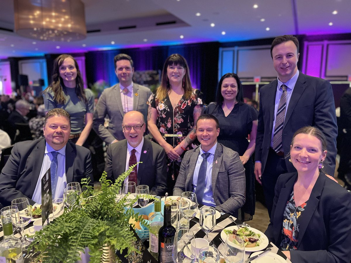 Always nice to support great organizations like the @MainStProject, who does such important work in addressing homelessness and addictions. The Hope Grows Here Gala was a great opportunity to thank the board, staff, and volunteers for everything they do for our community.