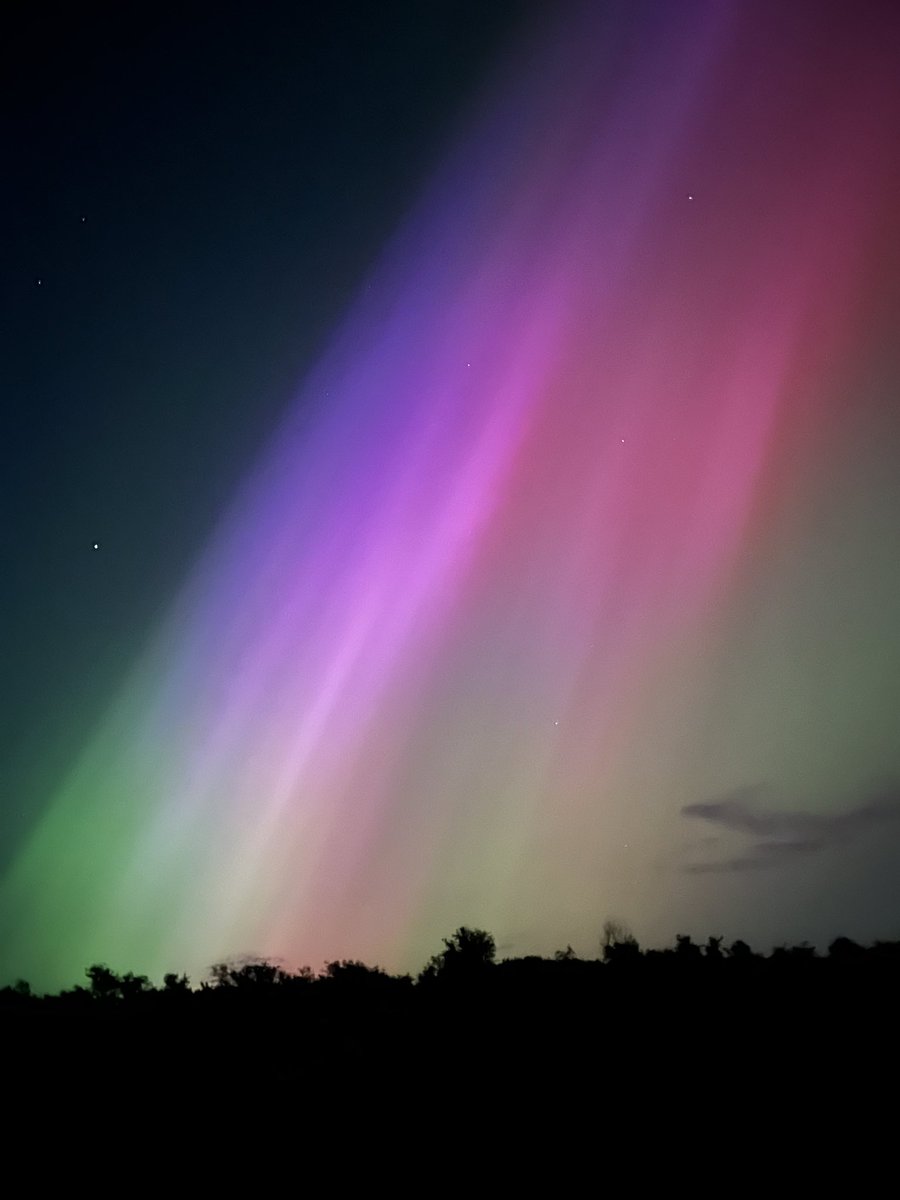 Claclee's tweet image. #auroreboreale magical skies in Dorsey, Co Armagh 💜