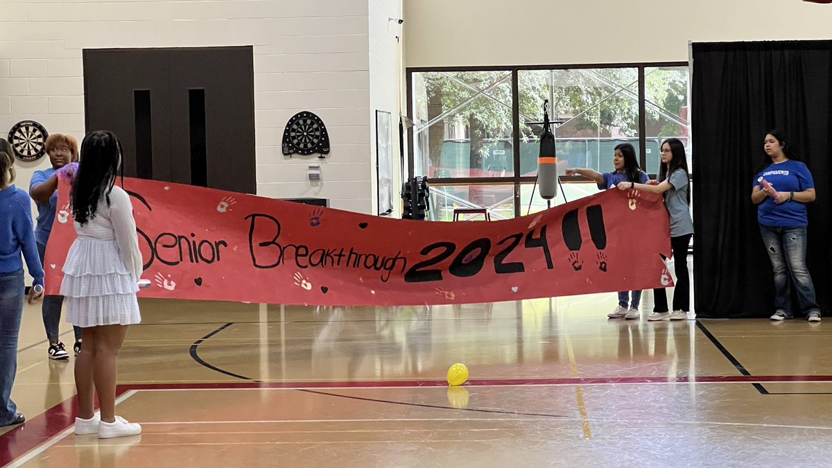 Exciting times at Spring Early College Academy as seniors celebrate Signing Day, marking their next academic journey! 🎓📝 Many of these bright minds are also graduating from Lone Star College tonight, doubling the celebration! 🌟 #SECHS #SigningDay #Graduation