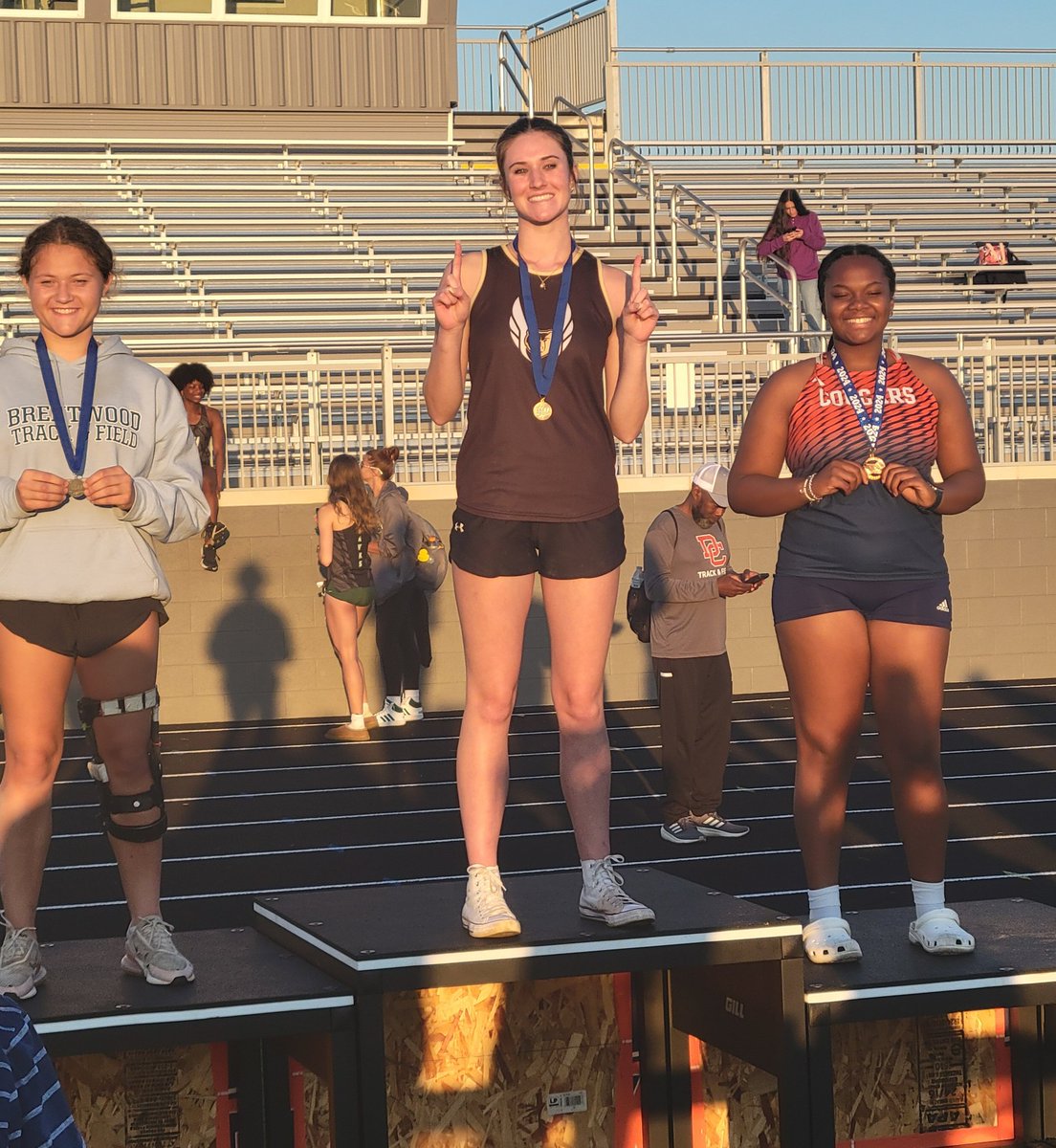 With a throw of 112.5 Rebecca Engler takes 1st place at sectionals! Our 3rd athlete headed to state! #BPMJH #MJDNA