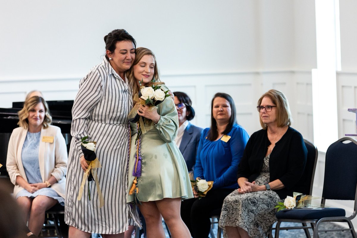 Congratulations to ETBU's Spring 2024 Teague School of Nursing graduates, who were recognized this evening at the Pinning Ceremony in the Great Hall of the Great Commission Center. #EmpoweringLeaders