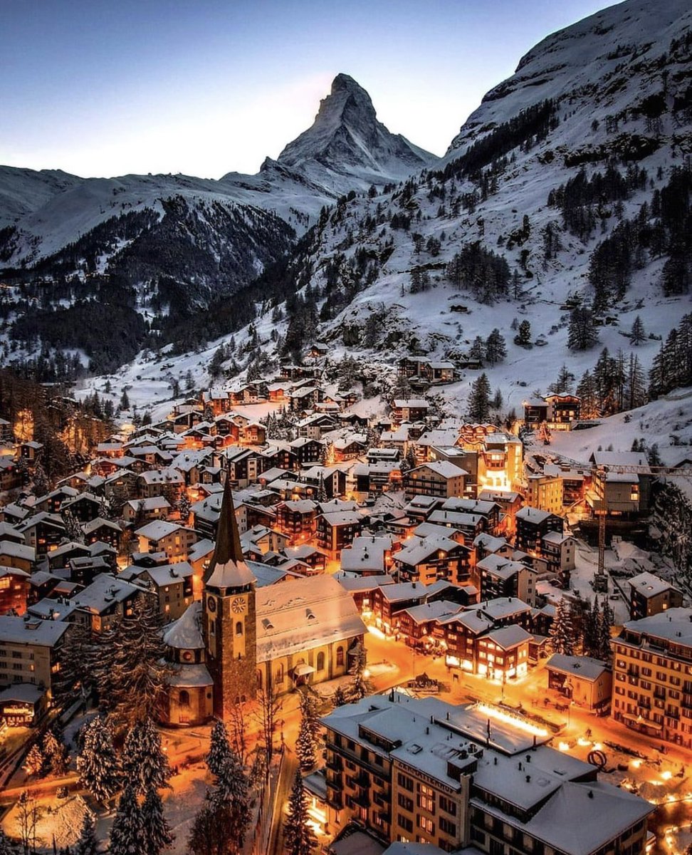 Zermatt, Switzerland 🇨🇭
📸: @world_walkerz