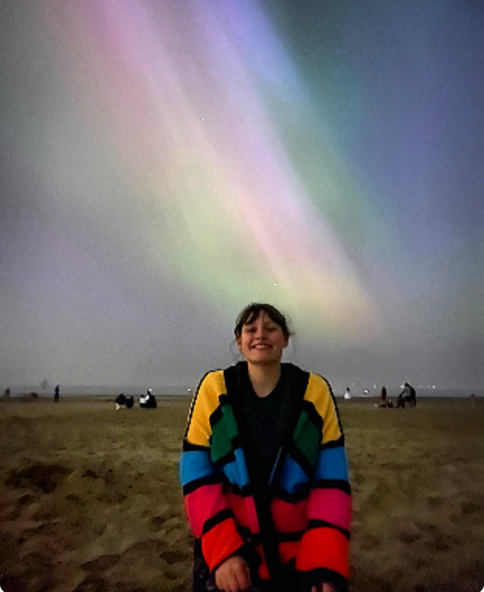 I said I wasn’t going to bed tonight until I’d finished my thesis, but instead I went and watched the northern lights, and my will to live has been at least partially restored